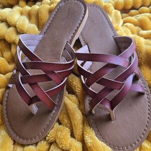 Universal Thread Maroon and Tan Sandals